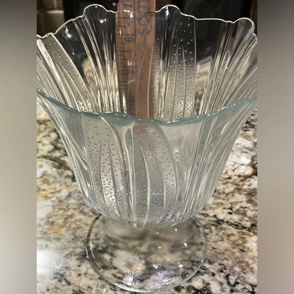 RARE FIND ~ VINTAGE 50’s Eduardian Footed Clear Glass Vase with tiny dotes.